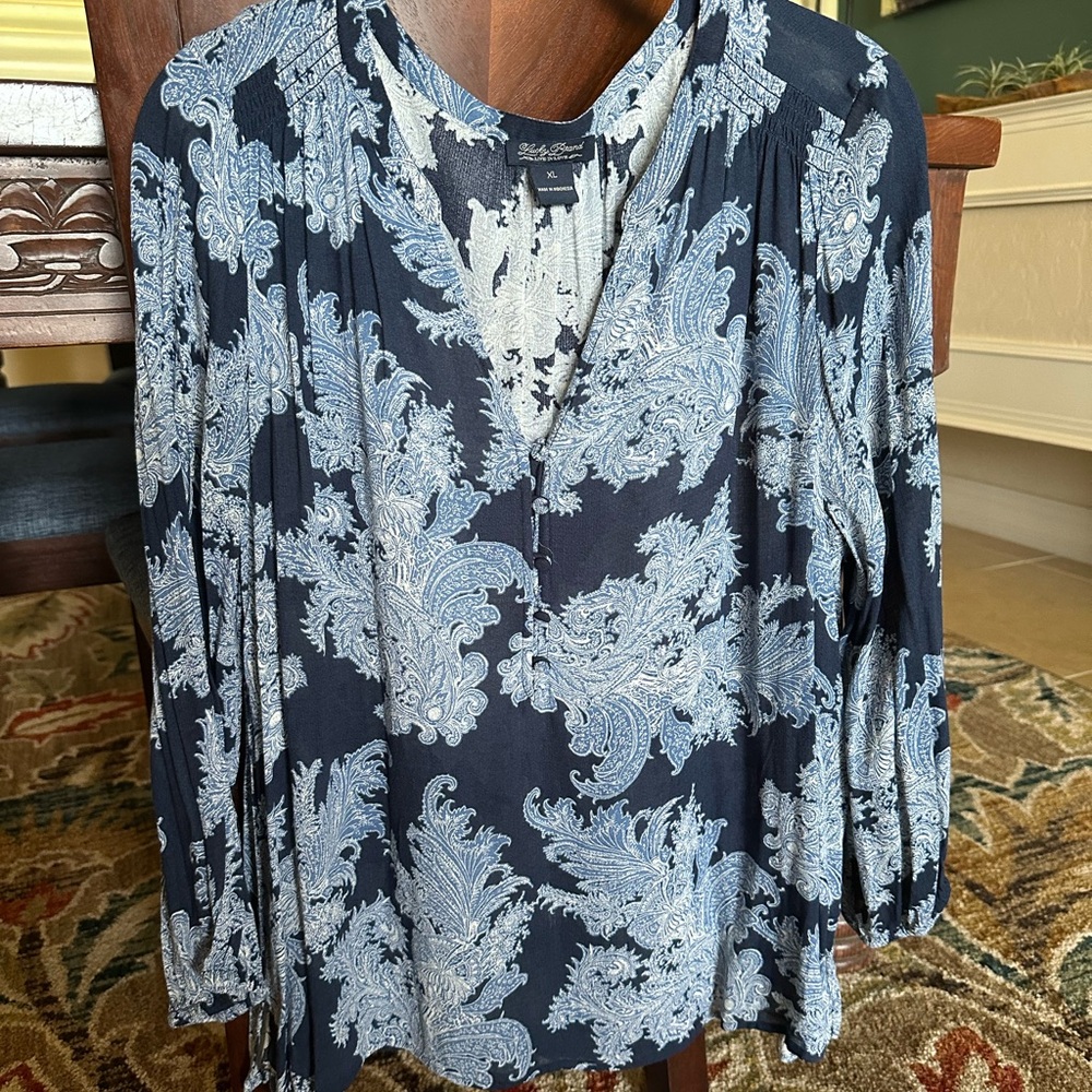 Lucky brand top